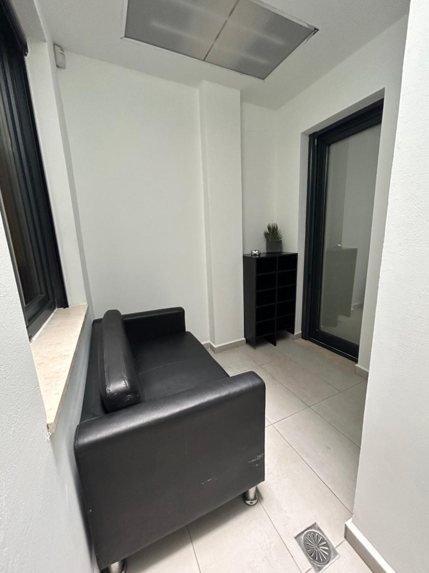 Ivory Style Maisonette Near Downtown * Iraklion