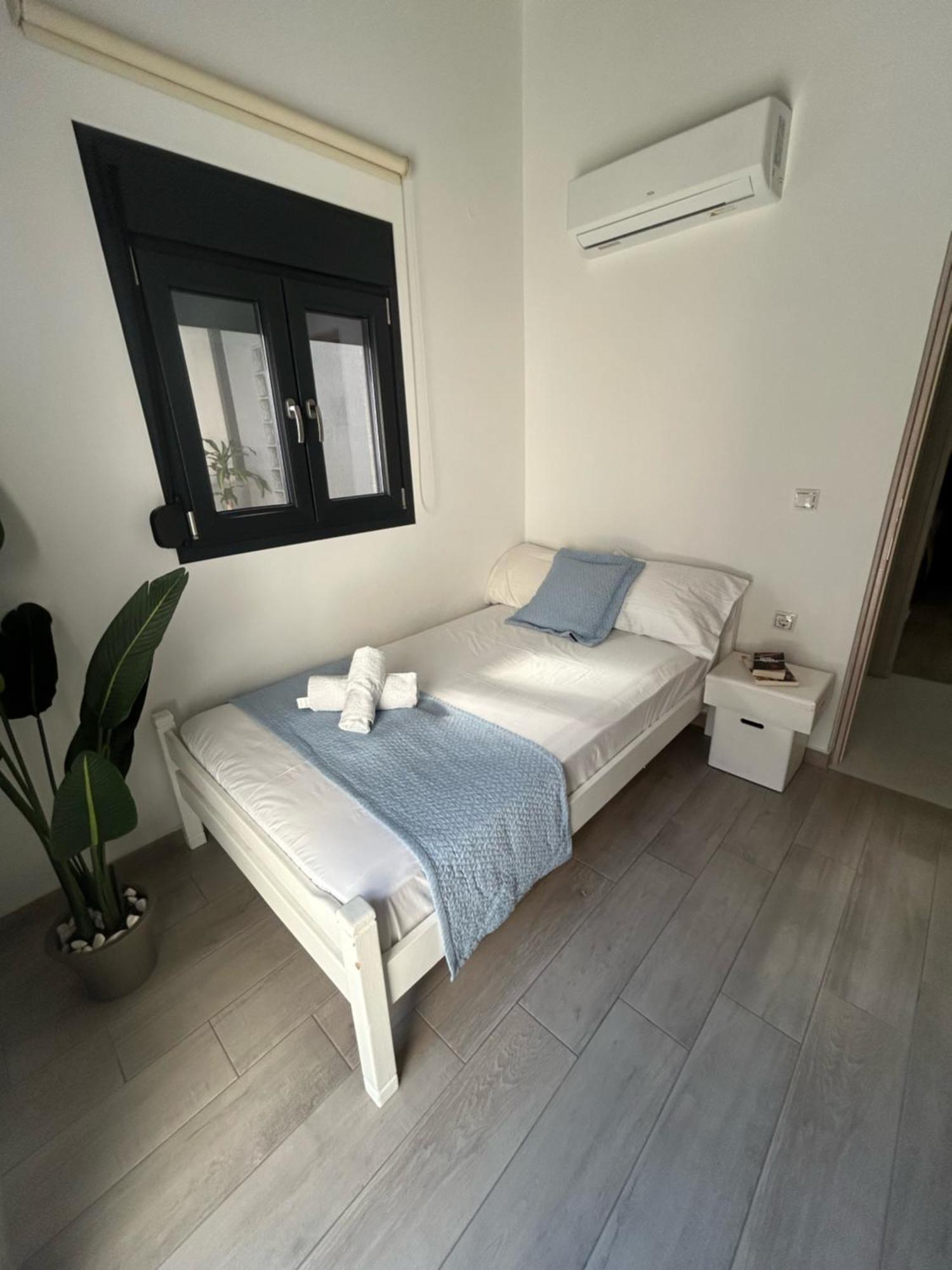Villa Ivory Style Maisonette Near Downtown *
